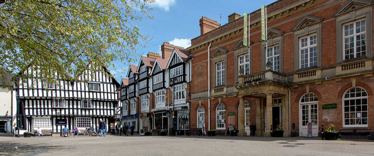 The traditional market square Evesham